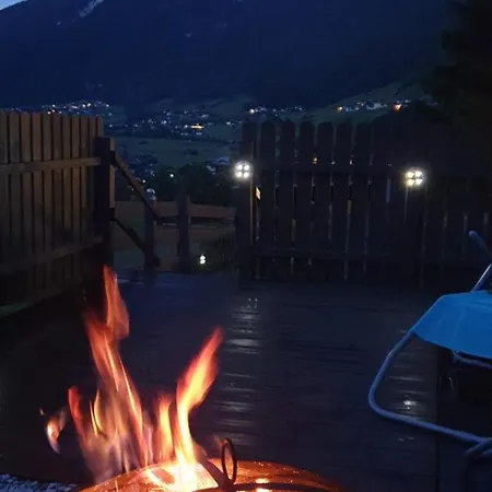 Grillstube Нойштифт-им-Штубайталь